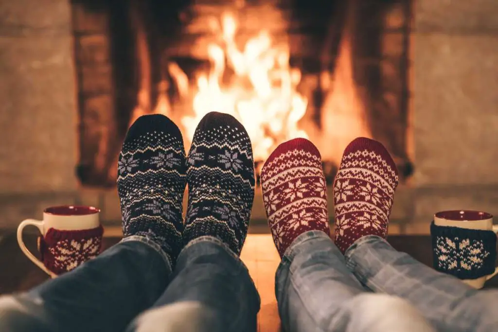 Christmas Date Ideas for Couples