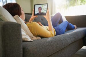 Long-Distance Couples